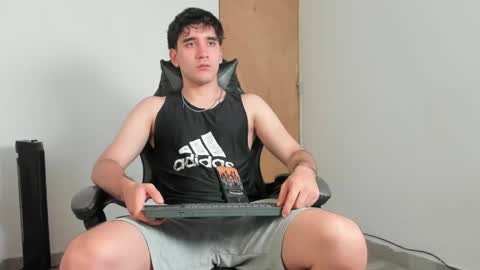 Leo Jones online show from 04/20/26, 05:05