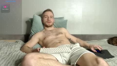 leo_stephens online show from 11/22/25, 02:16