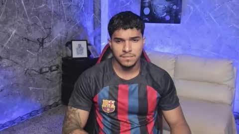 Leo independent model online show from 11/27/25, 12:35