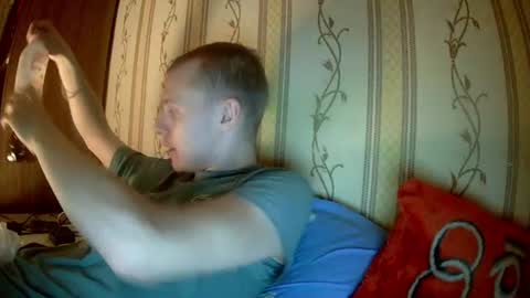 Snapshot of leo_timm chatting on 06/18/26, 10:03 leo_timm online show from 06/18/26, 10:03