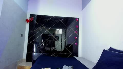 Snapshot of leo_vesper chatting on 04/19/26, 12:04 leo vesper online show from 04/19/26, 12:04