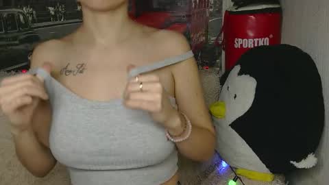 LeoandLuna online show from 10/30/25, 04:36