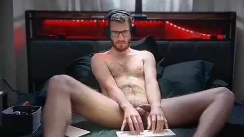 LeoBiggy online show from 12/09/24, 06:55