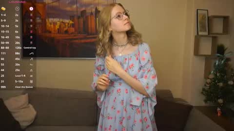 Hello Im Roxy Im just starting my journey here so lets get acquainted online show from 03/04/26, 05:08