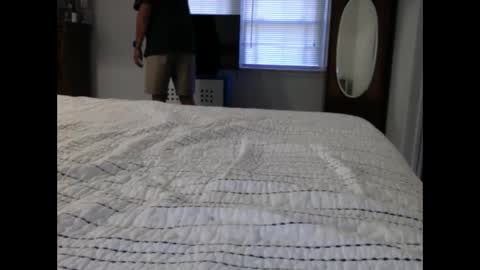 Snapshot of leologan chatting on 09/20/25, 12:28 leologan online show from 09/20/25, 12:28