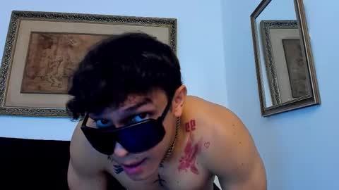 Leon Connor online show from 10/04/25, 07:45