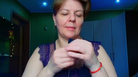 Leona tracie online show from 05/18/26, 11:43