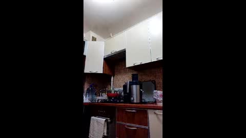 Leona tracie online show from 05/30/26, 11:46
