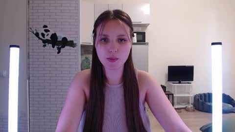 Leonaalove online show from 04/14/26, 12:44