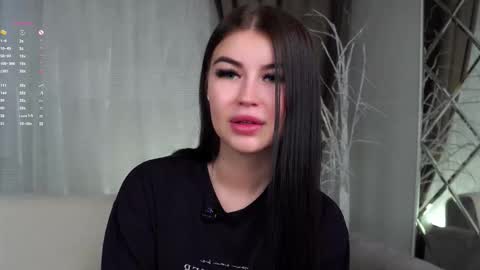 Mila online show from 03/10/26, 01:43