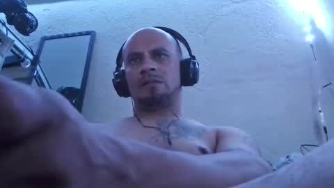 leonar0101 online show from 12/05/24, 11:16