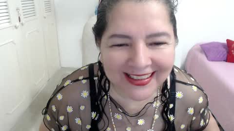 Snapshot of leonela_69 chatting on 04/24/26, 01:08 leonela online show from 04/24/26, 01:08