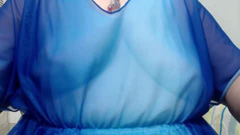 Snapshot of leonela_69 chatting on 05/16/26, 12:51 leonela online show from 05/16/26, 12:51