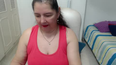 Snapshot of leonela_69 chatting on 05/18/26, 12:51 leonela online show from 05/18/26, 12:51