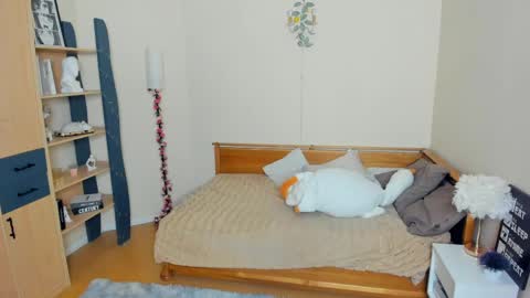 Alice online show from 03/28/26, 07:35