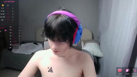 Snapshot of leonkissboy chatting on 02/13/26, 12:23 leonkissboy online show from 02/13/26, 12:23