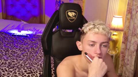 leonlure online show from 10/27/25, 03:54