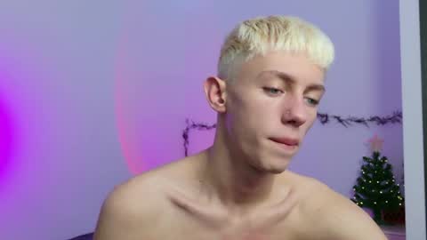 leonlure online show from 12/17/25, 07:09