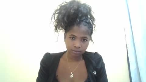 leonnetta online show from 04/23/26, 10:03