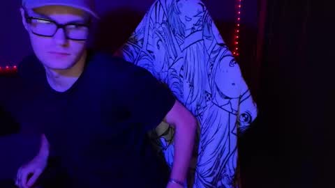 Snapshot of leonnextdoor chatting on 01/12/25, 06:38 Leon online show from 01/12/25, 06:38