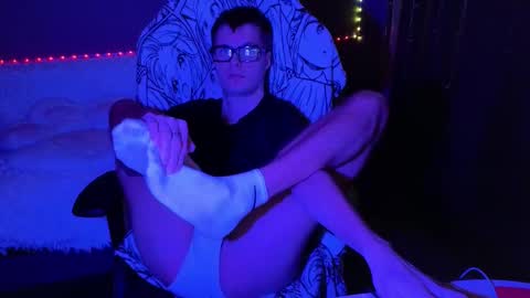 Snapshot of leonnextdoor chatting on 01/13/25, 02:00 Leon online show from 01/13/25, 02:00