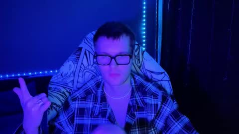 Snapshot of leonnextdoor chatting on 01/16/25, 11:04 Leon online show from 01/16/25, 11:04