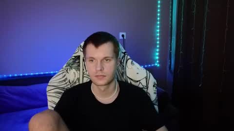 Snapshot of leonnextdoor chatting on 01/17/25, 01:56 Leon online show from 01/17/25, 01:56