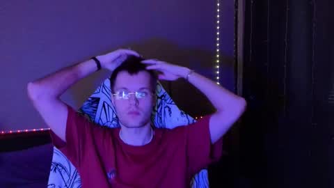 Snapshot of leonnextdoor chatting on 01/19/25, 09:55 Leon online show from 01/19/25, 09:55