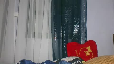 Snapshot of leonnida chatting on 04/04/26, 07:22 leonnida online show from 04/04/26, 07:22