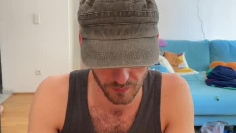 Snapshot of leonvampire chatting on 06/08/26, 10:15 Leon online show from 06/08/26, 10:15