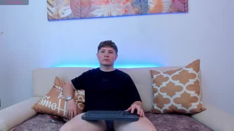 Leo  online show from 10/09/25, 09:13