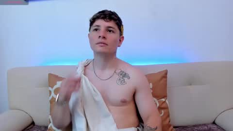 Leo  online show from 10/18/25, 09:26