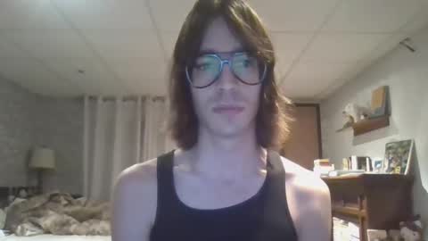 Snapshot of leophyte chatting on 09/17/25, 02:02 leo online show from 09/17/25, 02:02