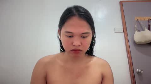 Jenn online show from 04/22/26, 01:30