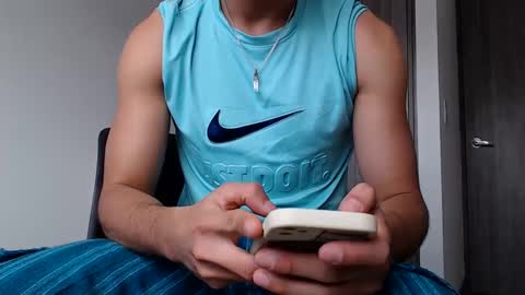 leostorm25 online show from 02/20/25, 04:57