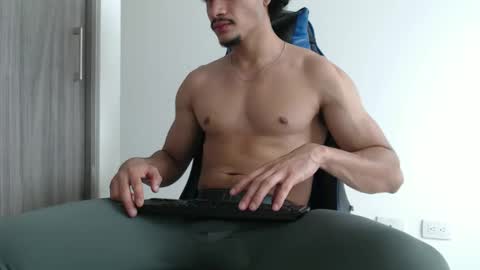 leostorm25 online show from 03/01/26, 06:10