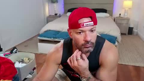 leovmiami online show from 06/16/26, 07:16