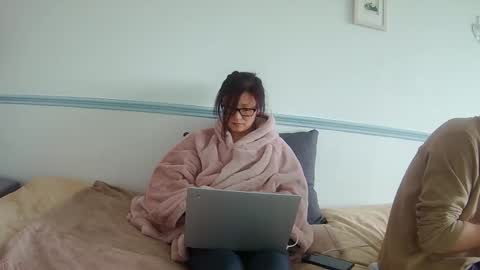 Snapshot of lepetitfeet chatting on 02/18/25, 12:28 LePetitFeet1 online show from 02/18/25, 12:28