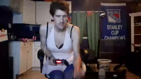 Snapshot of leppard6148 chatting on 10/13/25, 08:03 Keith online show from 10/13/25, 08:03