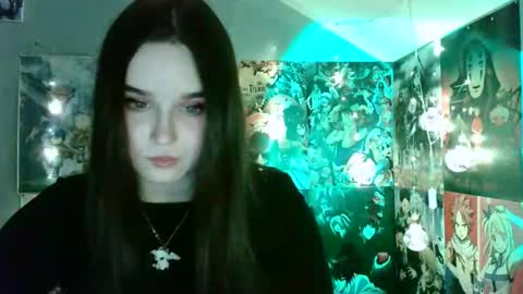 little secret online show from 12/21/24, 10:17