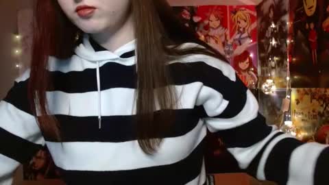 little secret online show from 12/22/25, 07:33