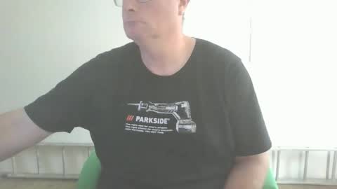 homquisgode online show from 11/18/25, 09:36