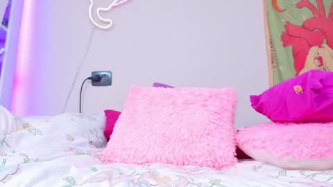 Snapshot of lery_dely chatting on 07/14/26, 03:22 Valerie online show from 07/14/26, 03:22