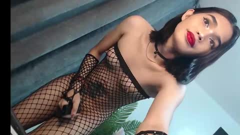 Trisha18 online show from 02/23/25, 05:50