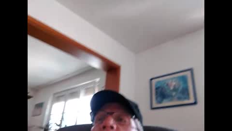 Snapshot of leslee859248 chatting on 05/24/26, 02:00 leslee859248 online show from 05/24/26, 02:00