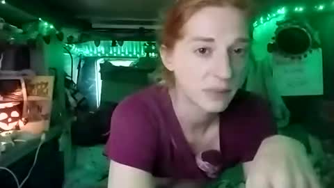 LesleyGumGrass- The Boring Trans girl online show from 10/29/25, 05:25