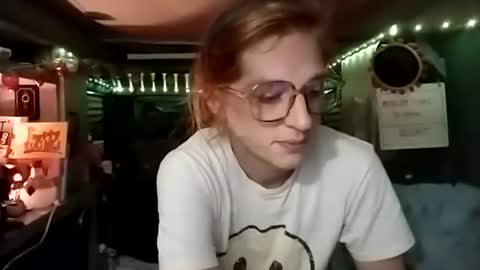 LesleyGumGrass- The Boring Trans girl online show from 11/18/25, 11:59