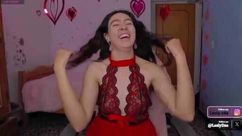 Snapshot of leslie9669 chatting on 02/17/25, 03:20 Lesly online show from 02/17/25, 03:20