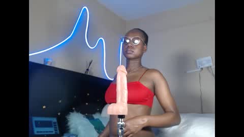 leslie online show from 09/21/25, 06:20