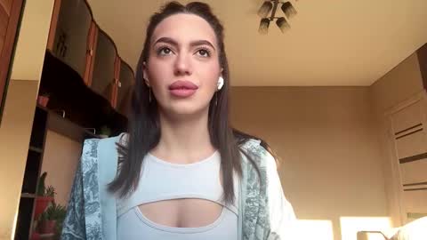 Leslie  online show from 03/12/26, 01:17